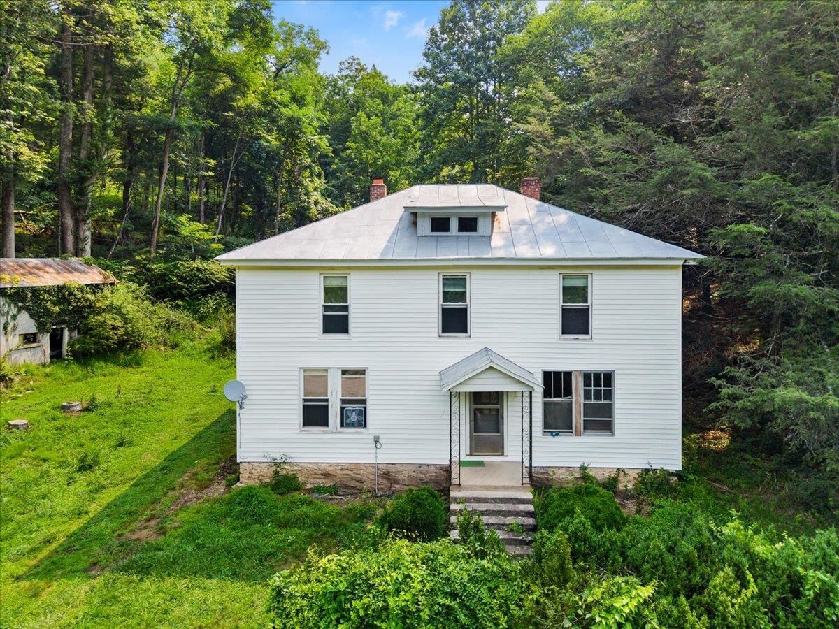 Property Photo:  407 Graysville Road  VA 24079 