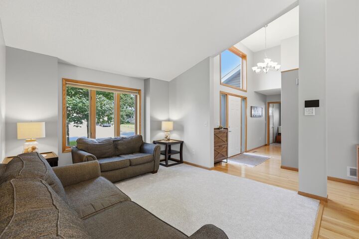 Property Photo: 1315 Oakwood Lane MN 55341