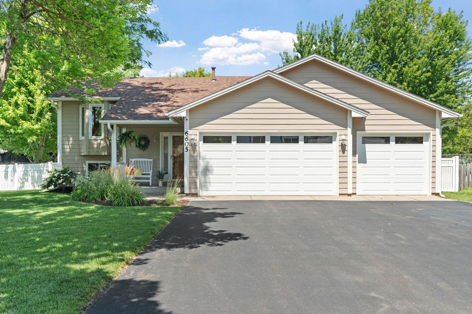 Property Photo: 6605 173rd Street W MN 55024