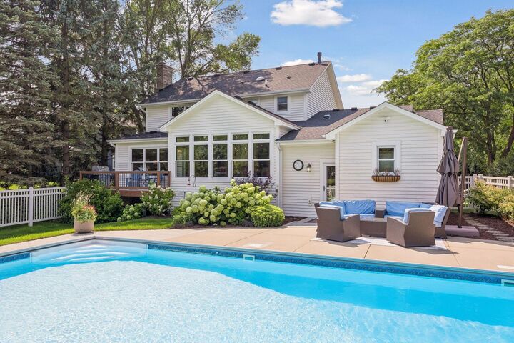 Property Photo:  210 Piedmont Court  MN 55317 
