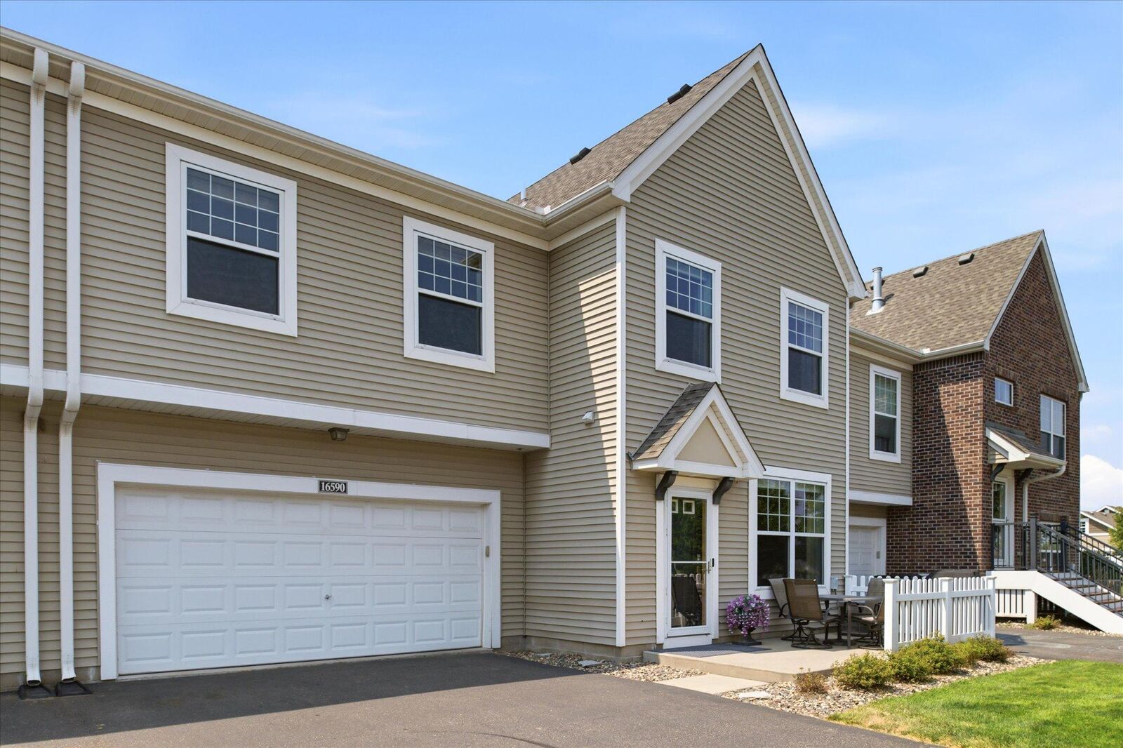 Property Photo: 16590 72nd Court NE MN 55330