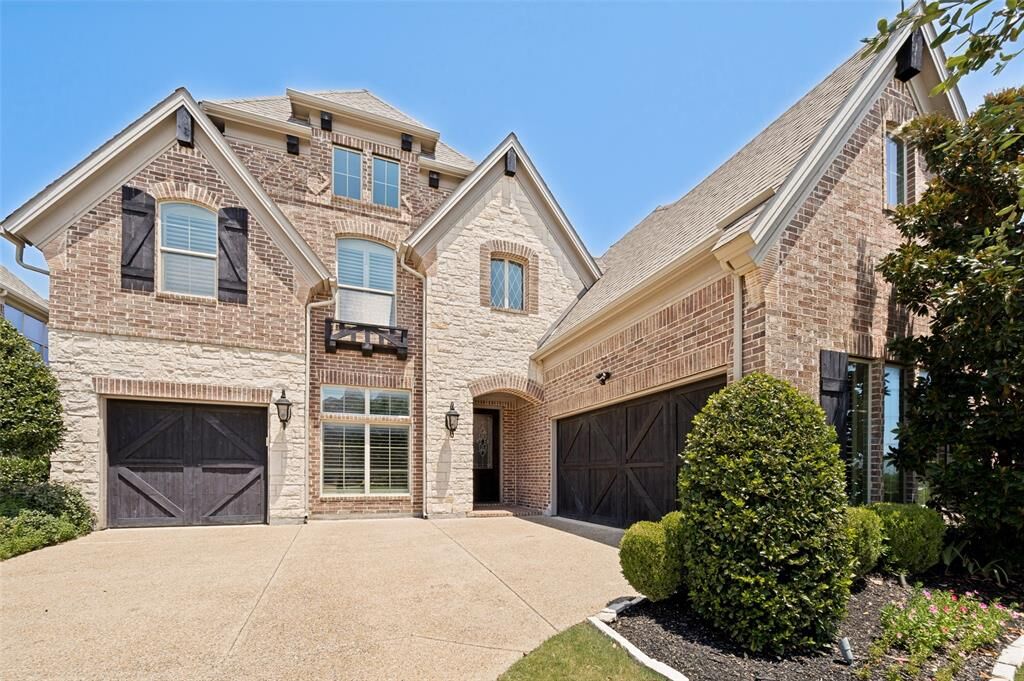 Property Photo:  2264 Hidalgo Lane  TX 75034 