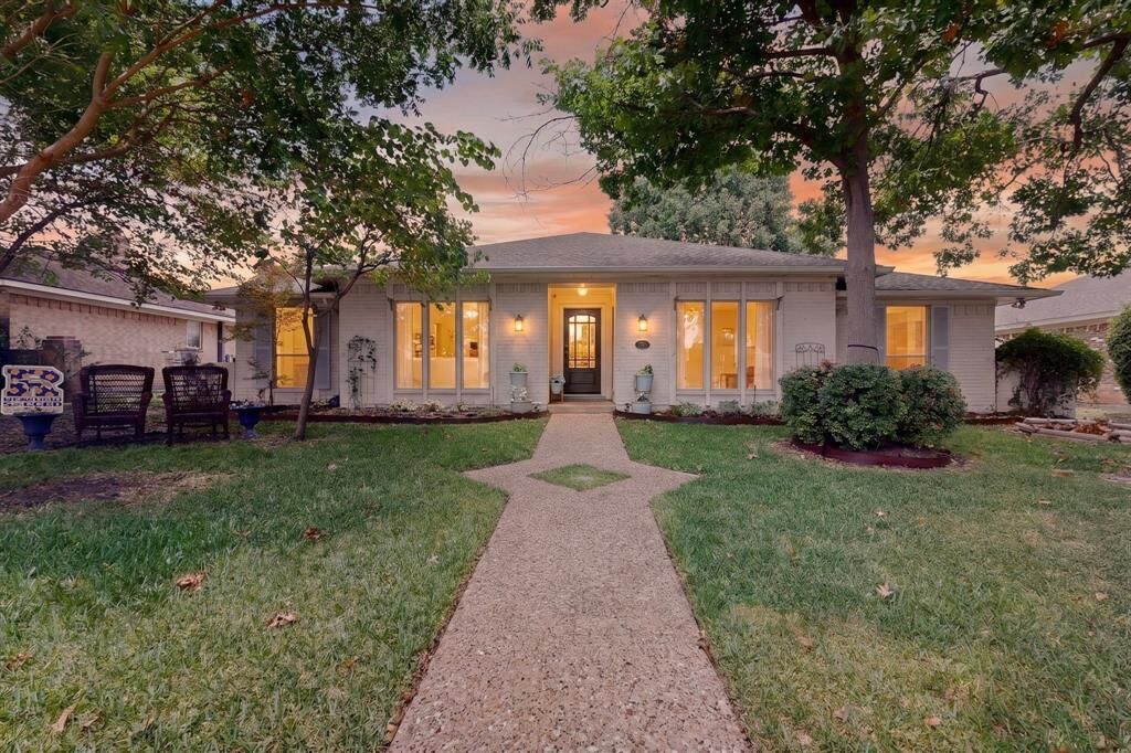 Property Photo: 2003 J J Pearce Drive TX 75081