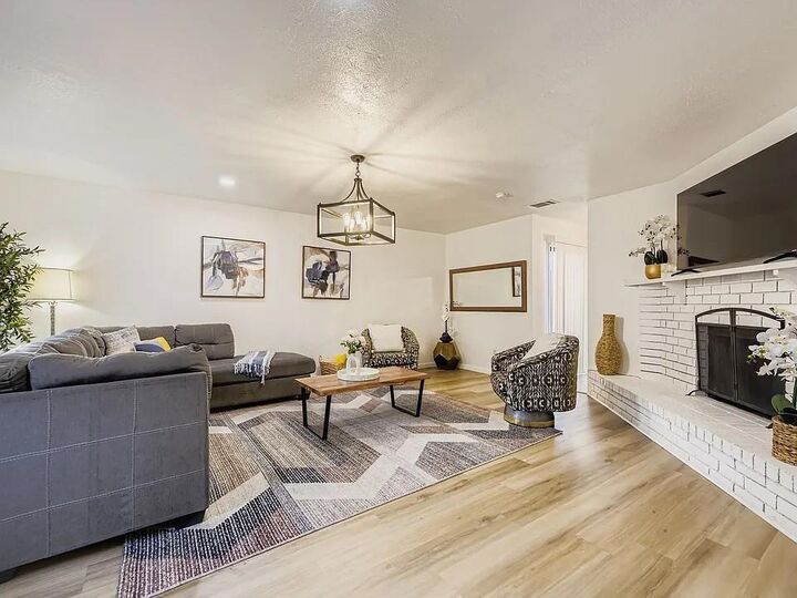 Property Photo: 2001 Newbury Drive TX 76014