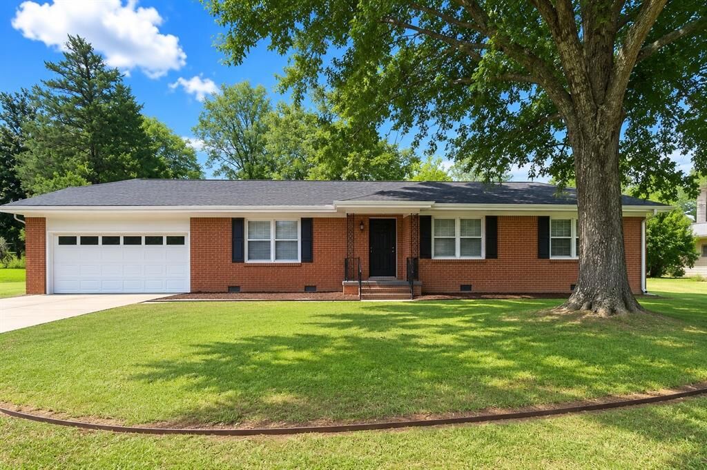 Property Photo:  3271 Hubbard Street  TX 75460 
