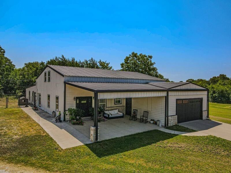 Property Photo: 103 Fm 1571 TX 75453