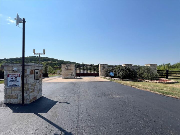 Property Photo: 1090 Pheasant Court TX 76449