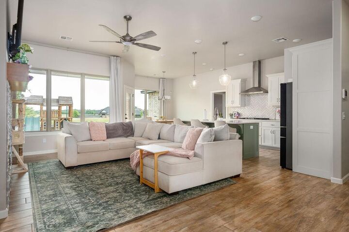 Property Photo: 4604 Bermuda Drive OK 73064