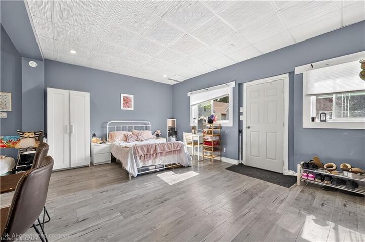 Property Photo: 56 East 32nd Street ON L8V 3R6