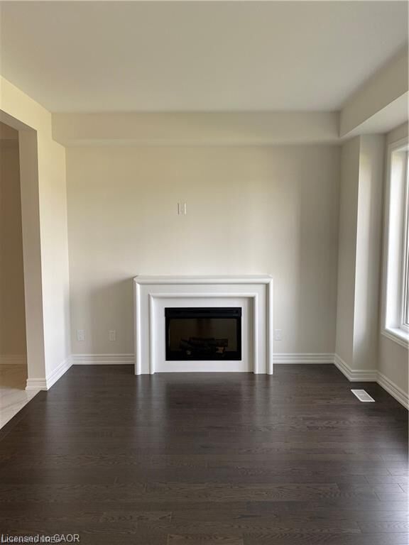 Property Photo:  27 Stonehill Avenue  ON N2R 1R7 