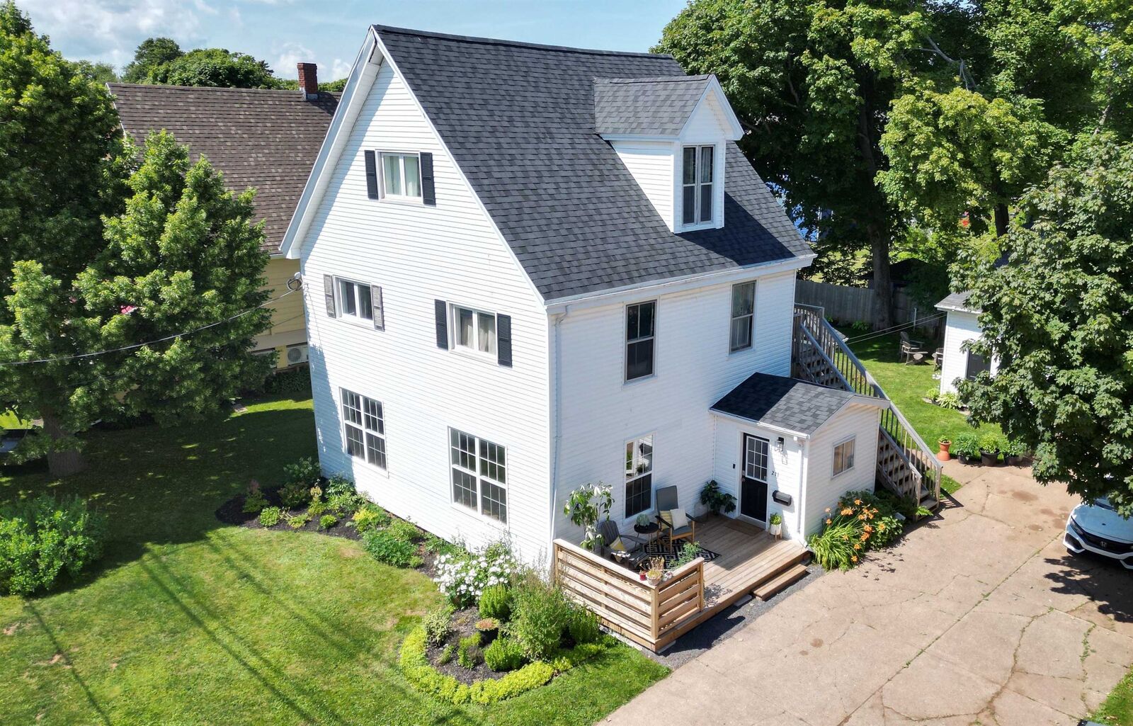 Property Photo:  21 Winter Street  PE C1N 1N2 