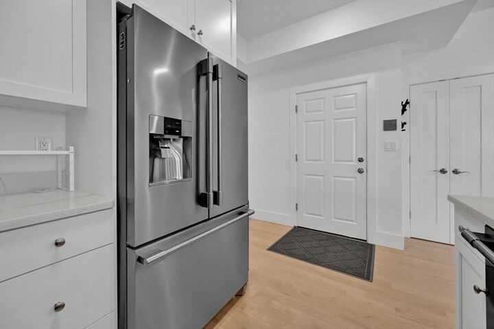 Property Photo:  254 Spencer Avenue 5  MA 02150 