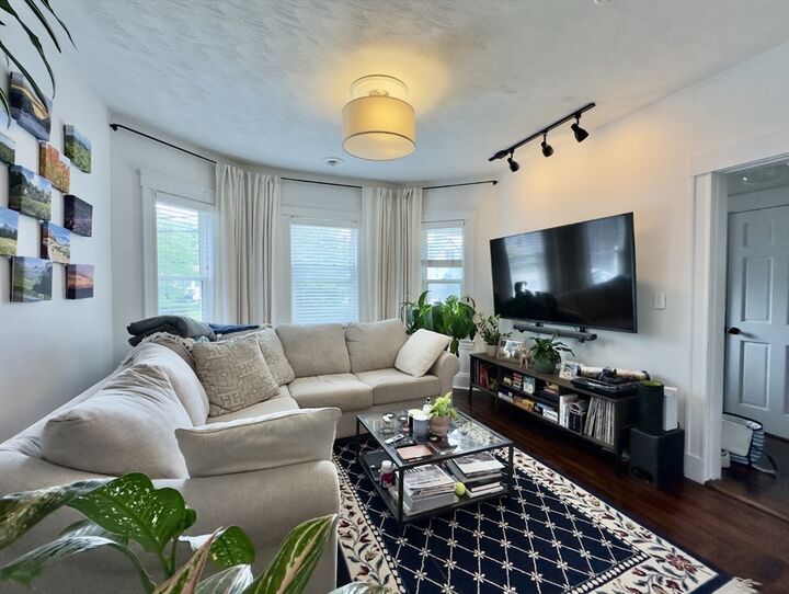 Property Photo:  85 Winthrop St 85  MA 02155 