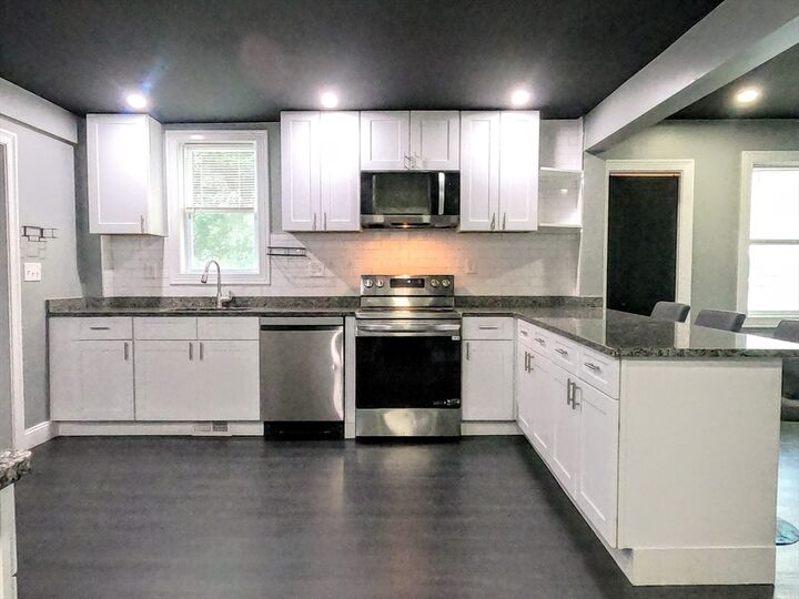 Property Photo:  2 Sunnyside St. 1  MA 02130 