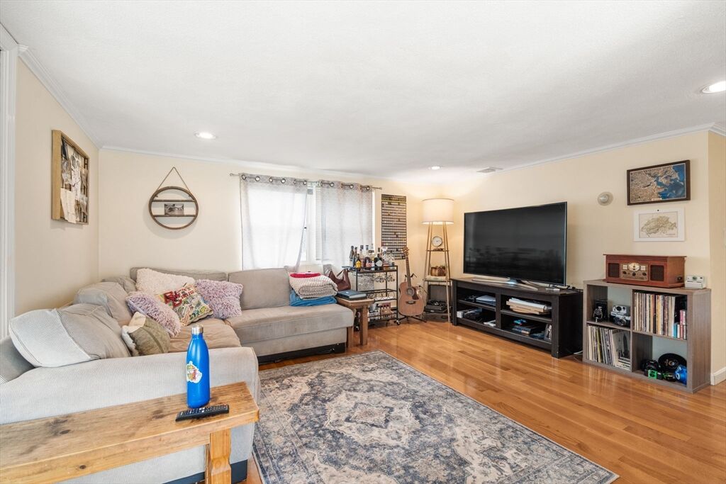 Property Photo: 49 Seafoam 2 MA 02152