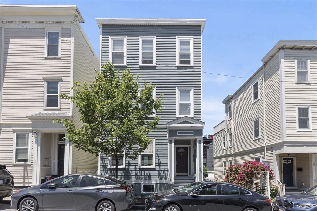 Property Photo:  23 Dorchester St 1  MA 02127 