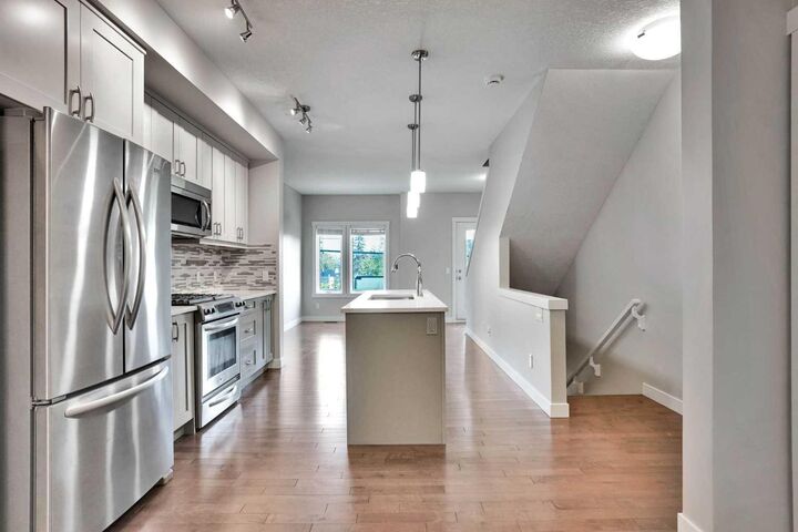 Property Photo:  28 McDougall Court NE 118  AB T2E 7H4 