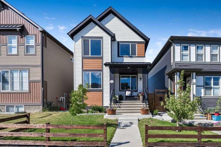 Property Photo: 114 Seton Grove SE AB T3M 2Y6
