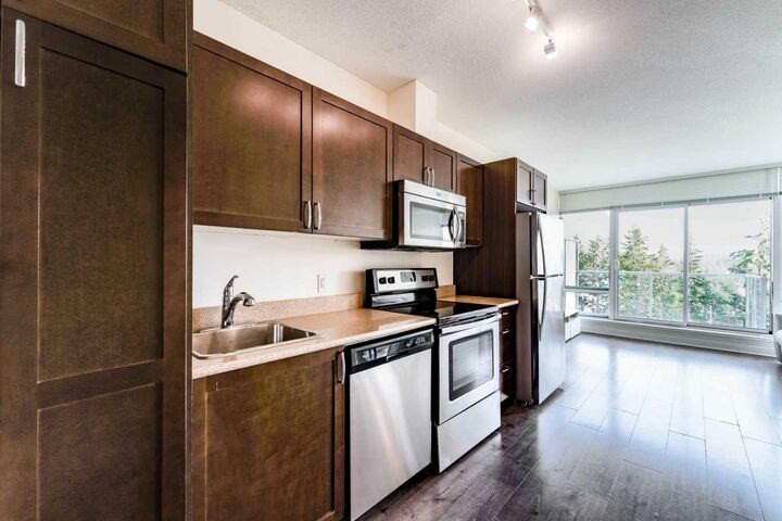 Property Photo: 30 Brentwood Common NW 511 AB T2L 2L8