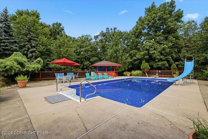 Property Photo:  13 Jonathans Way  PA 18332 