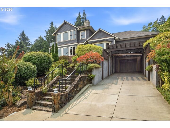 Property Photo:  220 S California St  OR 97219 