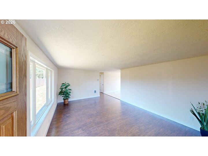 Property Photo: 1126 Boyer Ct OR 97415