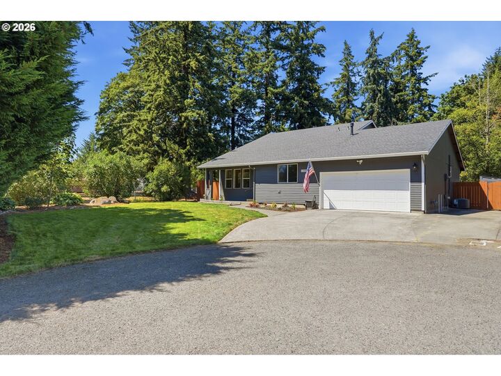 Property Photo:  10700 SE 16th St  WA 98664 