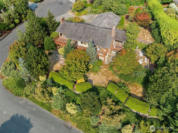 Property Photo:  8811 NE 15th Place  WA 98004 