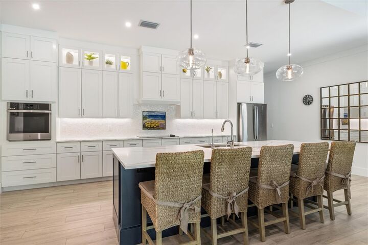Property Photo:  766 Fiddlewood Road  FL 32963 