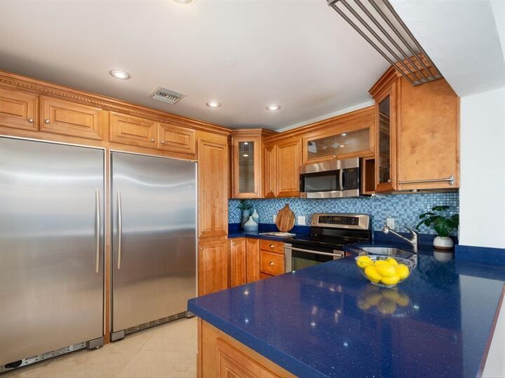 Property Photo:  1225 NE 16th Terrace  FL 33304 