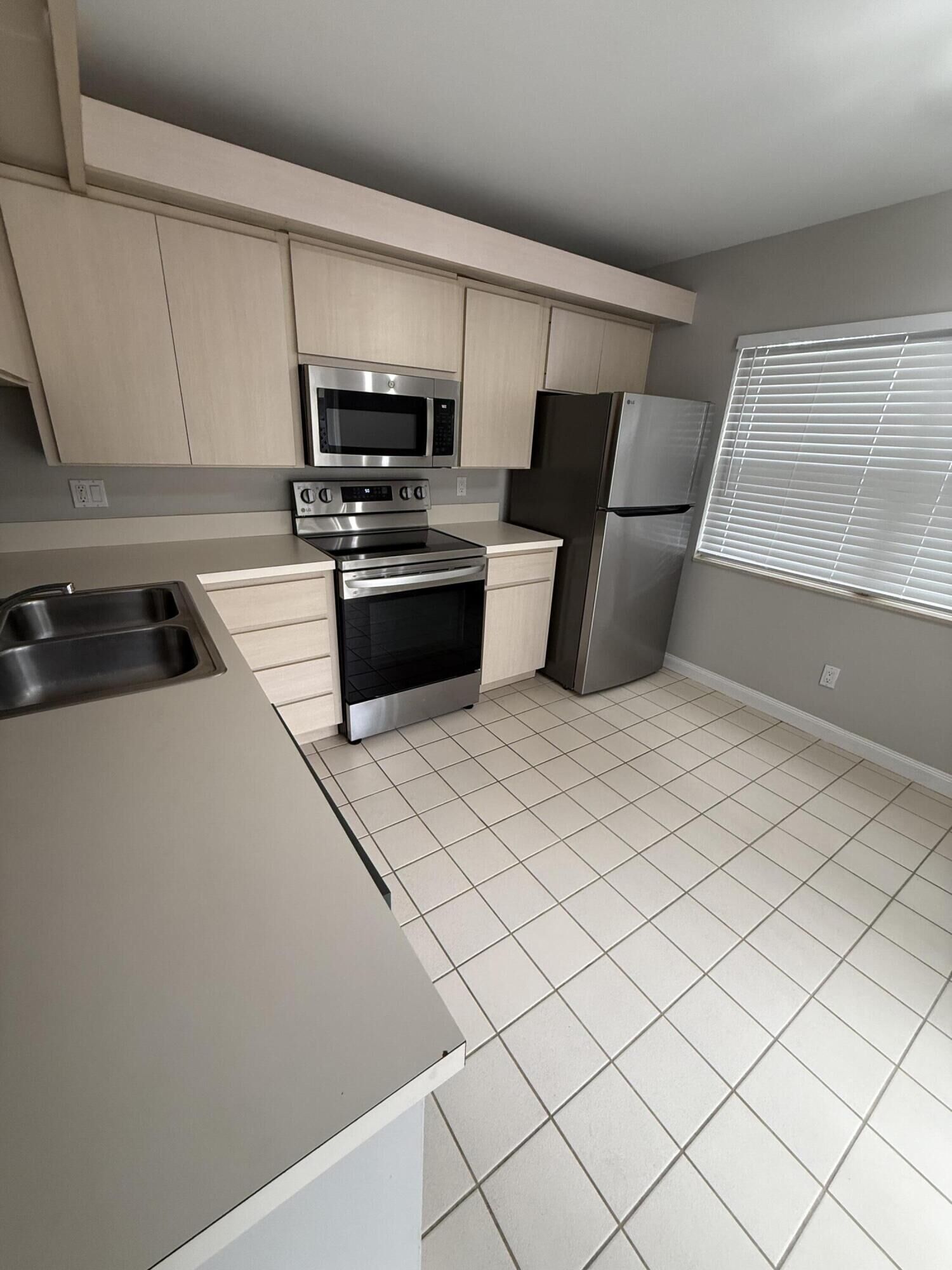Property Photo: 8156 Chelsea Court 56C FL 33406