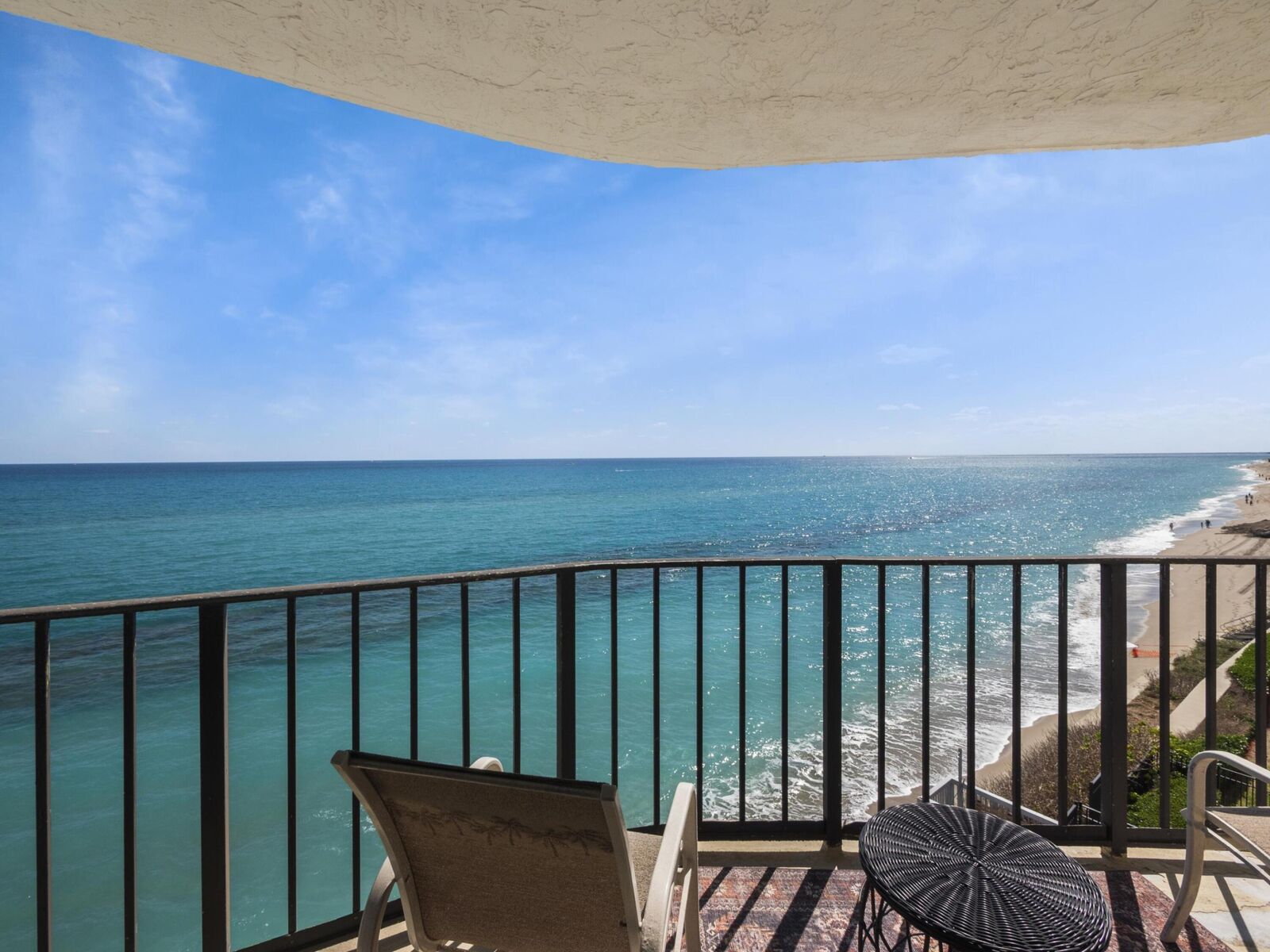 Property Photo: 5420 N Ocean Drive 502 FL 33404