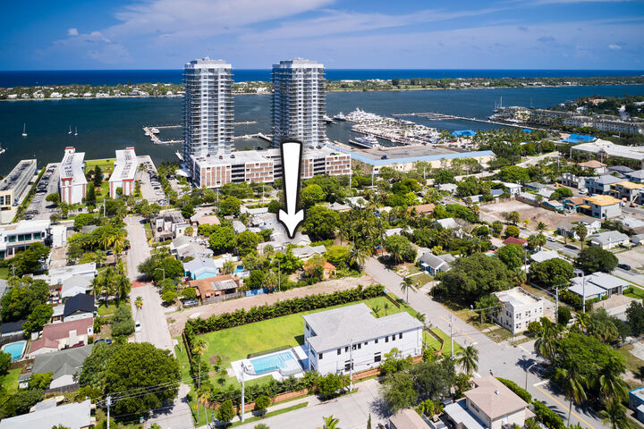 Property Photo: 415 43rd Street FL 33407