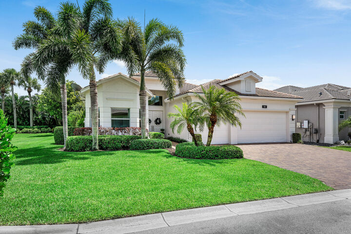 Property Photo:  9061 Golden Mountain Circle  FL 33473 