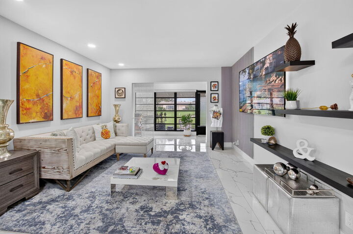 Property Photo:  8967 Belle Aire Drive  FL 33433 