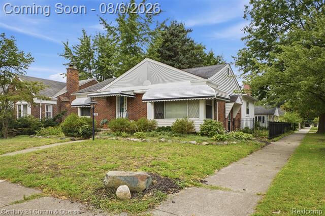 Property Photo: 1355 Drexel St MI 48128