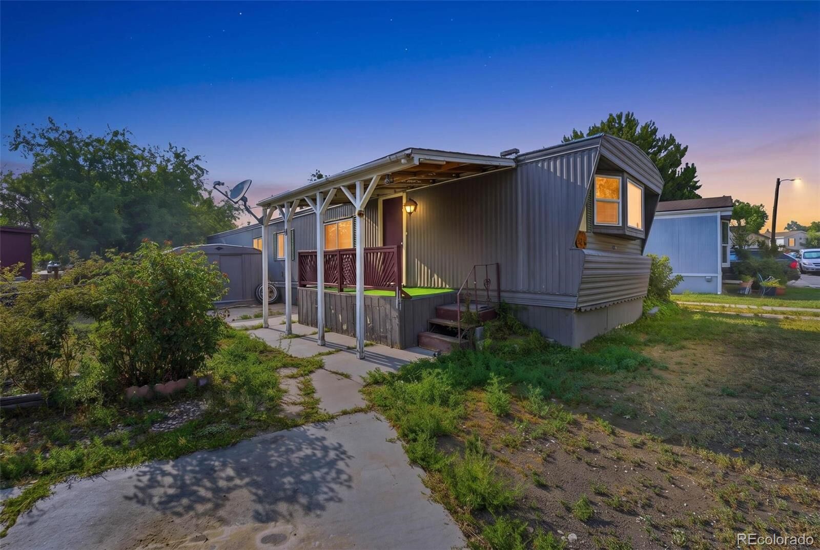 Property Photo: 4210 E 100th CO 80229