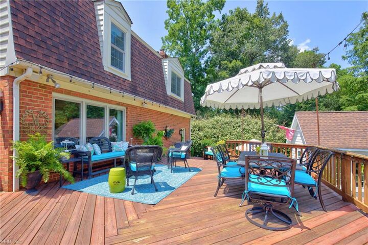 Property Photo: 1209 Mount Pleasant Dr VA 23434