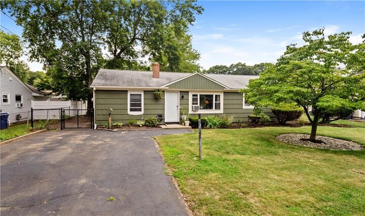 Property Photo:  51 Torrington Drive  RI 02889 