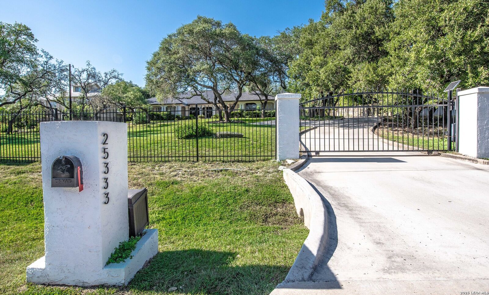 Property Photo: 25333 Nighthawk Ln TX 78255