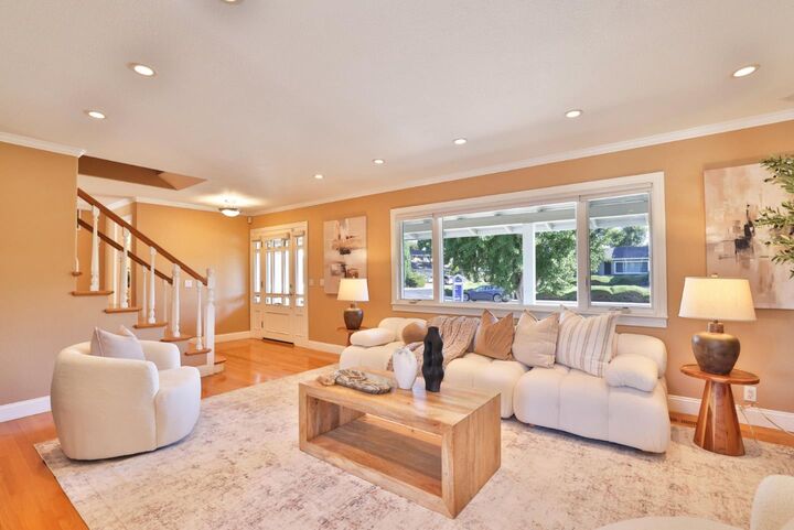 Property Photo:  2809 Ponderosa Way  CA 95051 