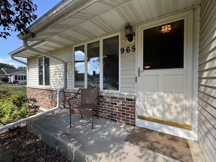 Property Photo:  965 N Wuthering Hills Drive A  WI 53546 