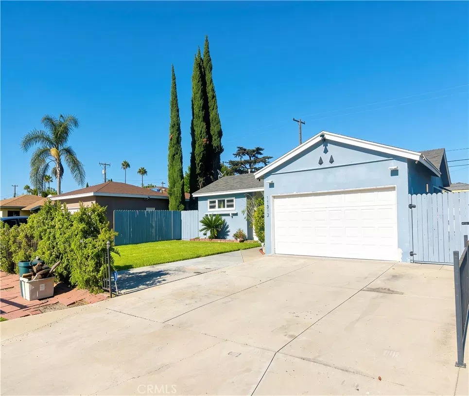 Property Photo: 11812 Gary CA 92840