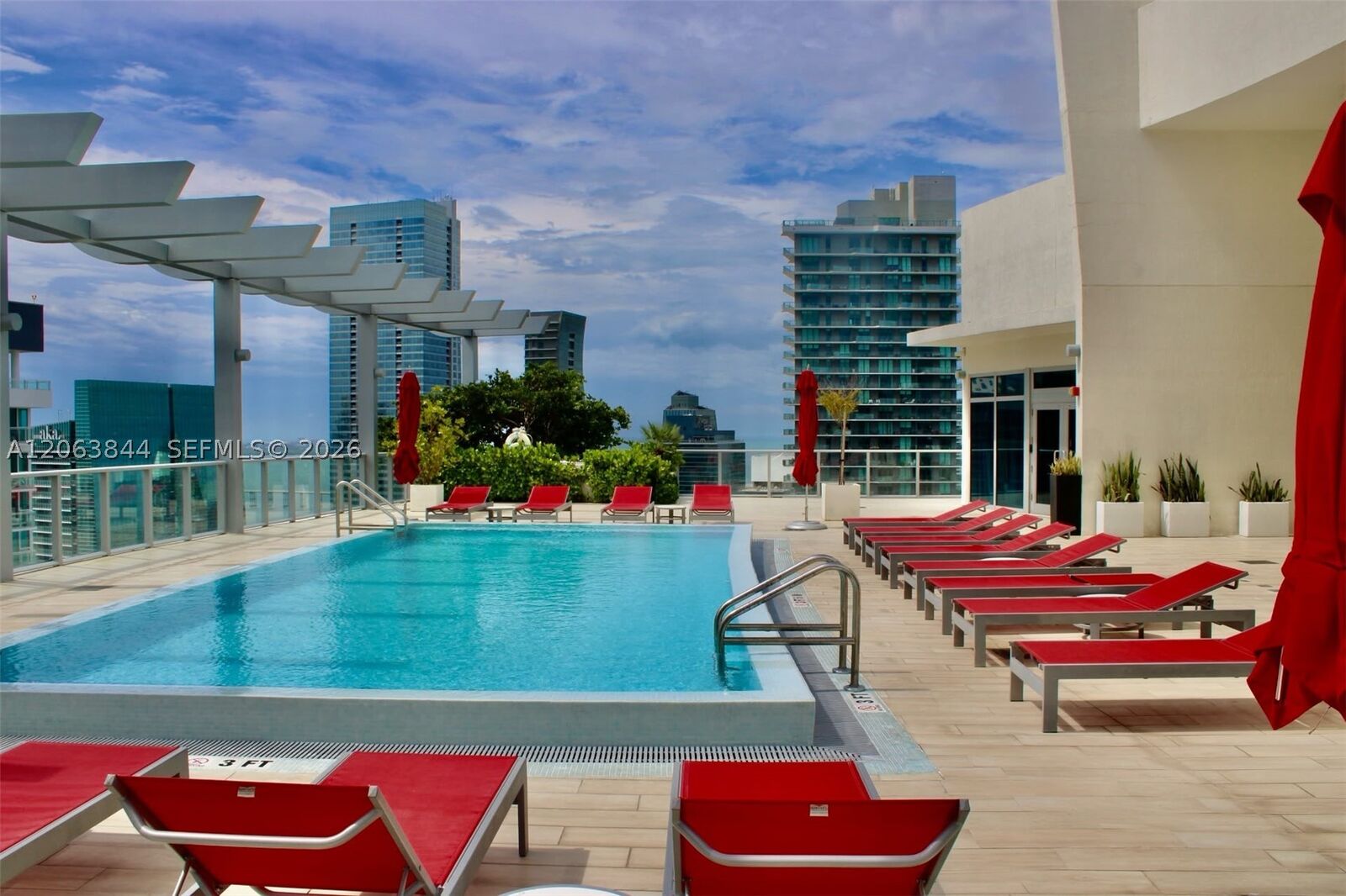 Property Photo:  1100 S Miami Ave 4004  FL 33130 