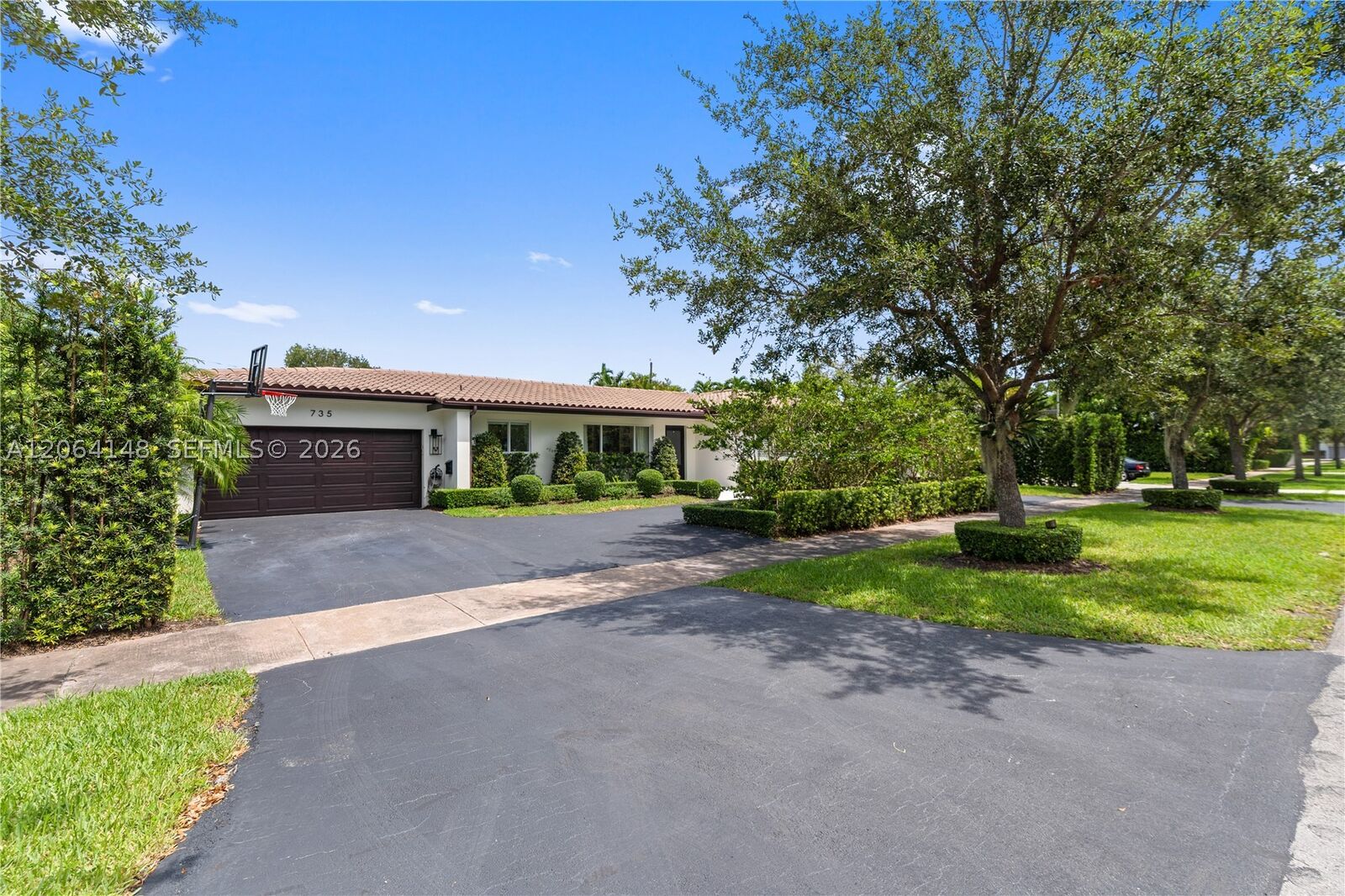 Property Photo: 735 Benevento Ave FL 33146