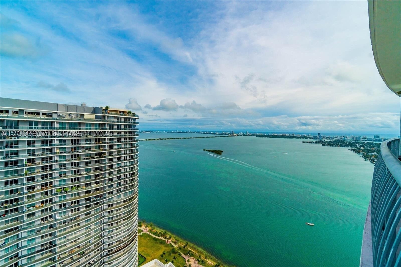 Property Photo: 1750 N Bayshore Dr 5505 FL 33132