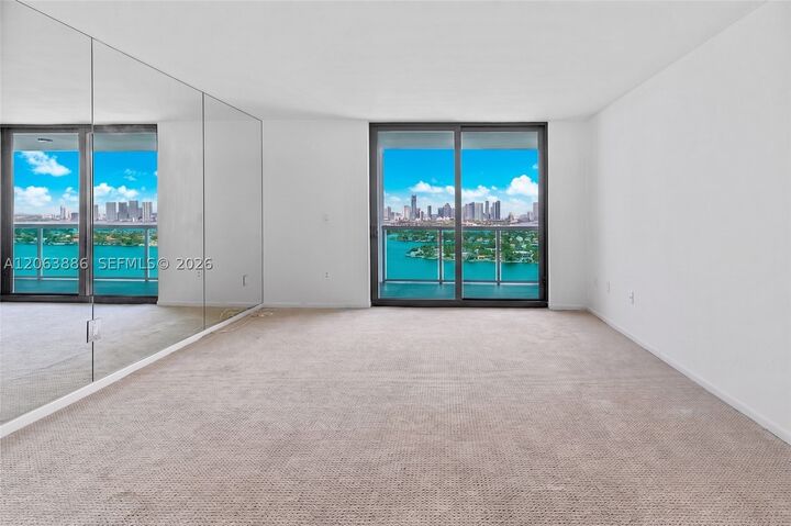 Property Photo:  9 Island Ave 2306  FL 33139 