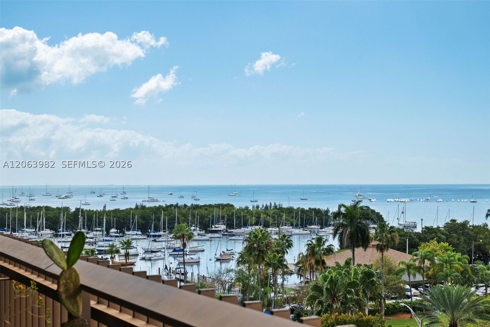 Property Photo:  2901 S Bayshore Dr 8E  FL 33133 