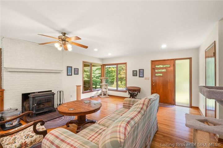 Property Photo: 9458 Payton Road IN 47124