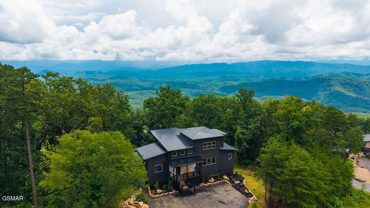 Property Photo:  1870 Mountain Ash Way  TN 37876 